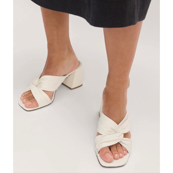 Everlane Shoes - Everlane The Twisted Heeled Sandal Bone Leather Block Heel Mule Square Toe 7.5‎